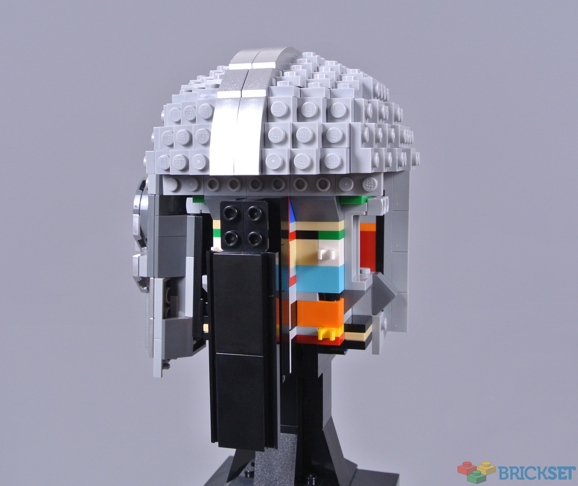 LEGO 75328 The Mandalorian Helmet review Brickset